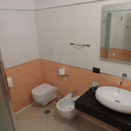 La Maison לינה וארוחת בוקר 3*